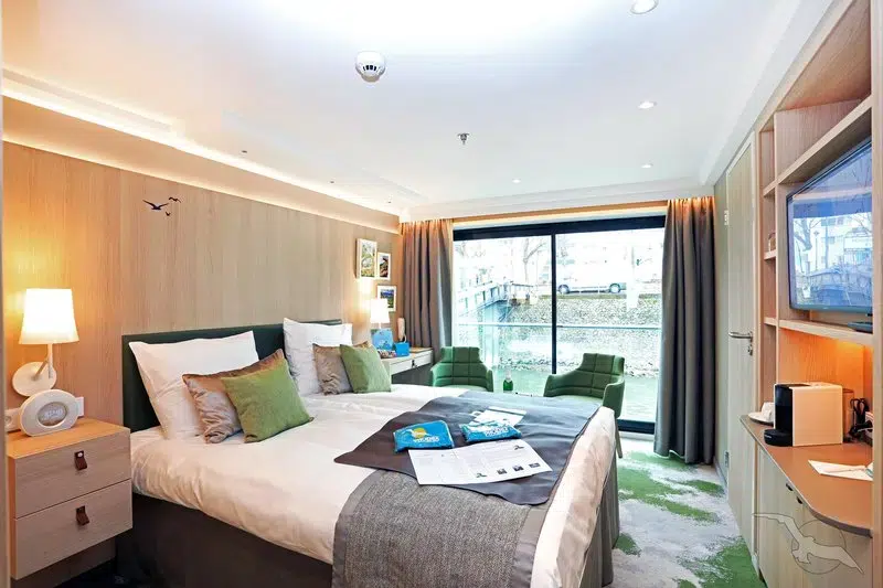 E - Einzelbelegung Zweibett Außenkabine (Doppelbett) mit frz. Balkon Oriondeck